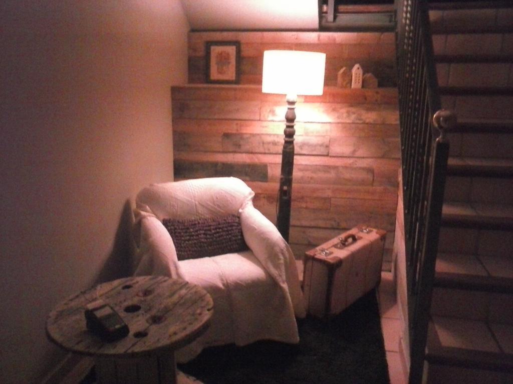 Hostal Royuela Luaran gambar